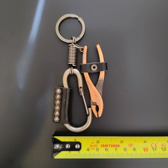 NEW! Key Chain - Picture 5 of 6